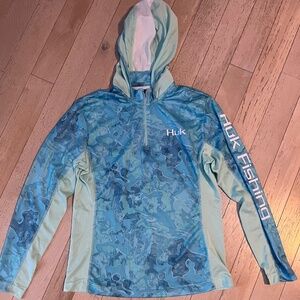 Huk Women’s L Blue Camo Performance Hooded Fishing Top 1/4 Zip Shirt